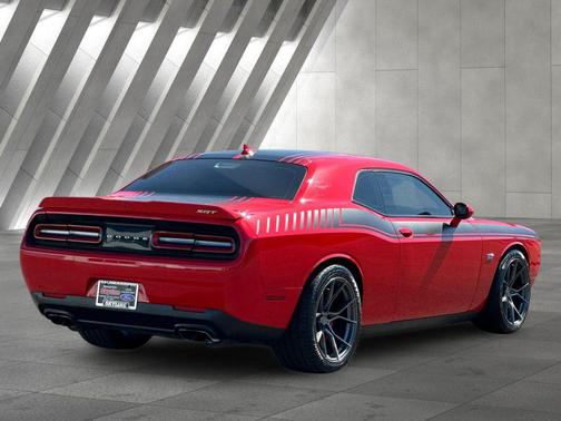 2016 Dodge Challenger SRT 392