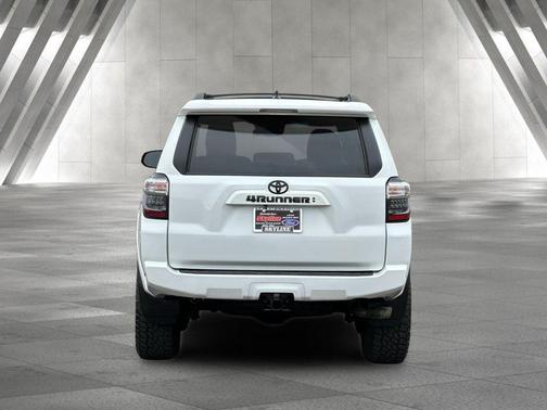 Super White 2021 Toyota 4Runner SR5