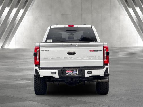 2026 Ford F-250 Lariat