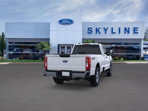 2026 Ford F-350 XLT