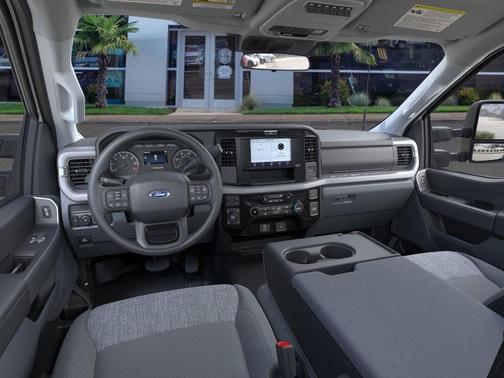 2026 Ford F-350 XLT
