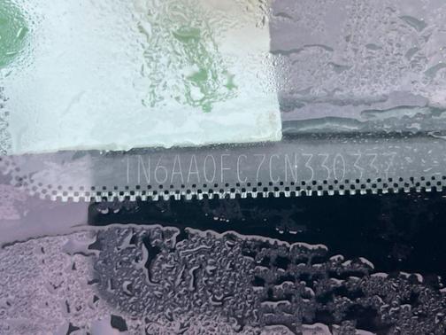 2012 Nissan Titan SV