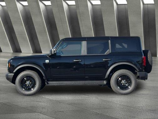 Shadow Black 2026 Ford Bronco Big Bend
