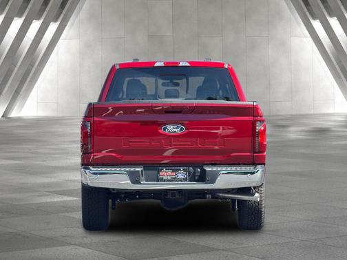 Ruby Red Metallic Tinted Clearcoat 2026 Ford F-150 XLT