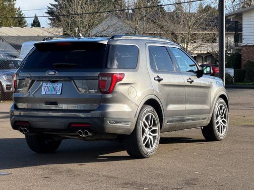 2018 Ford Explorer Sport