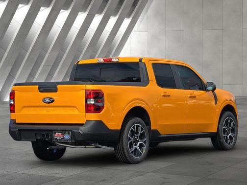 Orange Fury Metallic Tri-Coat 2026 Ford Maverick Lariat