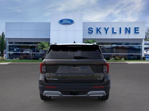 Agate Black Metallic 2026 Ford Explorer Platinum