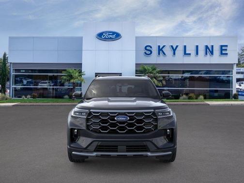 Agate Black Metallic 2026 Ford Explorer Platinum