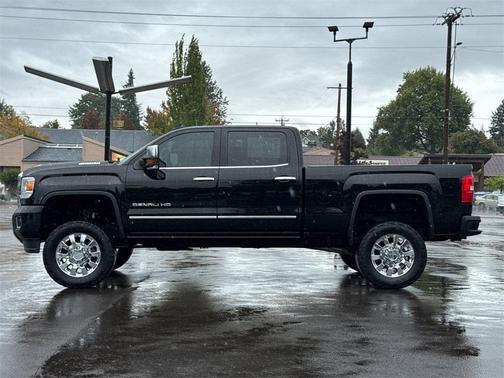 2017 GMC Sierra 2500 Denali