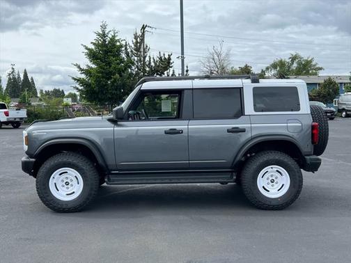 2025 Ford Bronco Heritage Edition