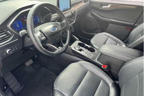 Black Metallic 2020 Ford Escape Titanium