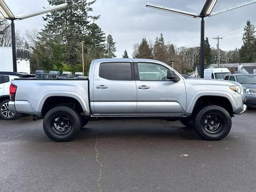 2019 Toyota Tacoma V6