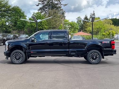 2025 Ford F-350 Platinum