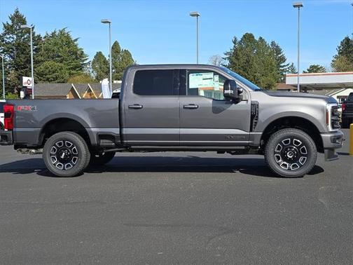 2025 Ford F-250 Platinum