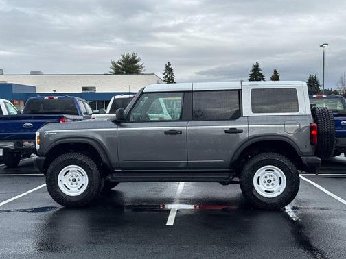2025 Ford Bronco Heritage Edition