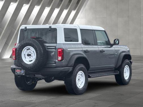 2025 Ford Bronco Heritage Edition