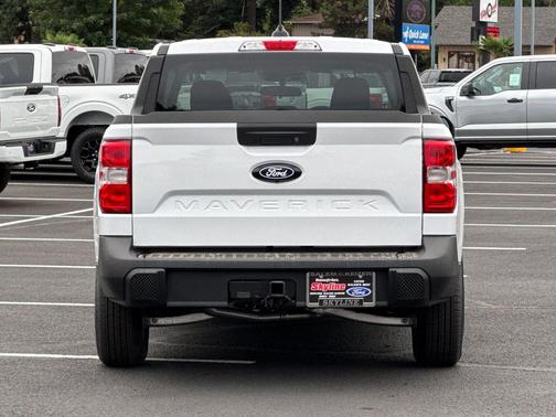 Oxford White 2025 Ford Maverick XLT