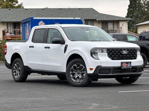 Oxford White 2025 Ford Maverick XLT