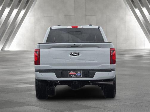 Avalanche 2026 Ford F-150 XLT