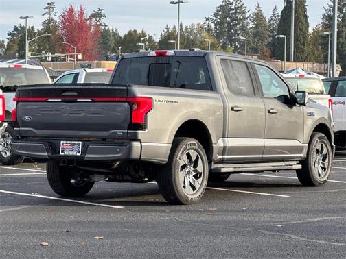 2025 Ford F-150 Lightning LARIAT