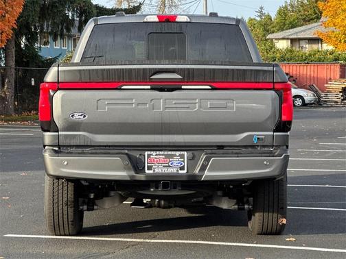 2025 Ford F-150 Lightning LARIAT