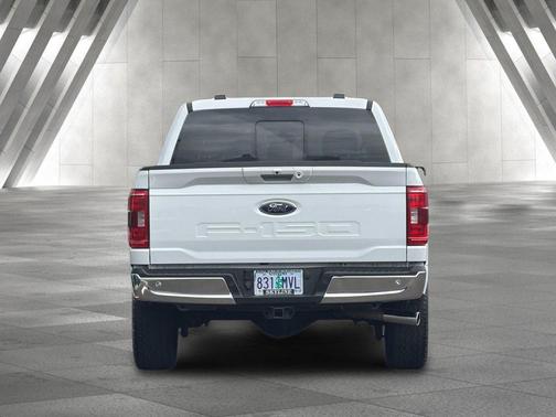 Oxford White 2021 Ford F-150 XLT
