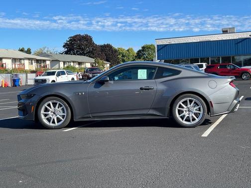 2025 Ford Mustang GT Premium