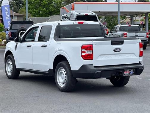 2025 Ford Maverick XL
