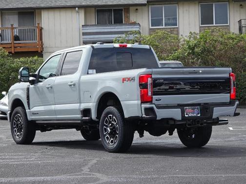 2025 Ford F-250 Platinum