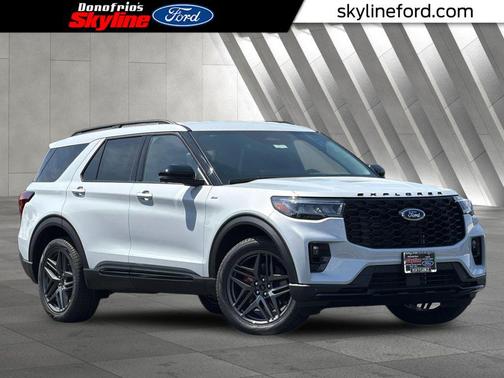 Space White Metallic 2026 Ford Explorer ST-Line