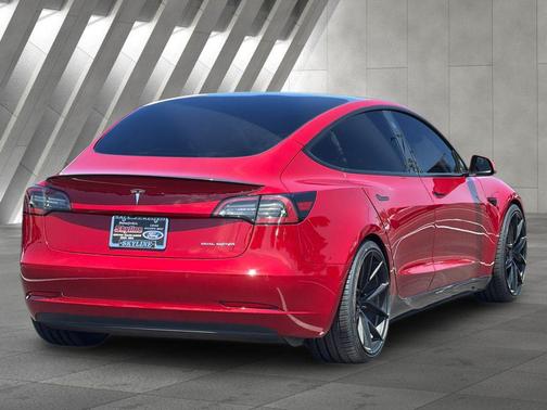 2022 Tesla Model 3 Long Range
