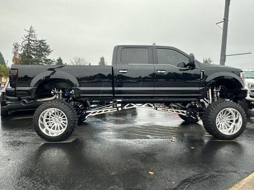 2022 Ford F-350 Limited