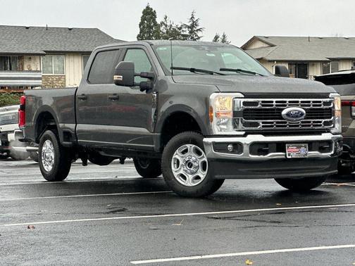 2026 Ford F-350 XLT