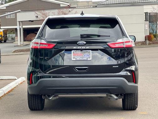 2024 Ford Edge SE