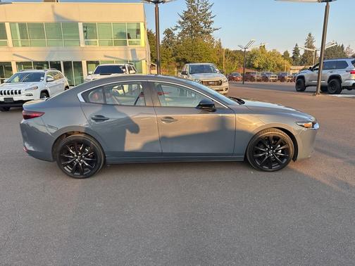 2023 Mazda Mazda3 FWD