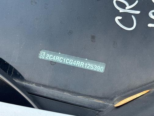 2024 Chrysler Voyager LX