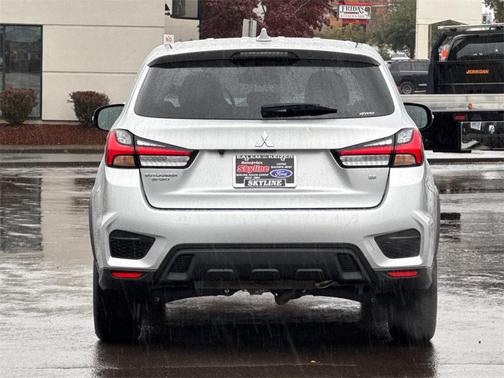 2024 Mitsubishi Outlander Sport SE