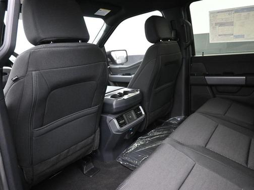Avalanche 2026 Ford F-150 XLT