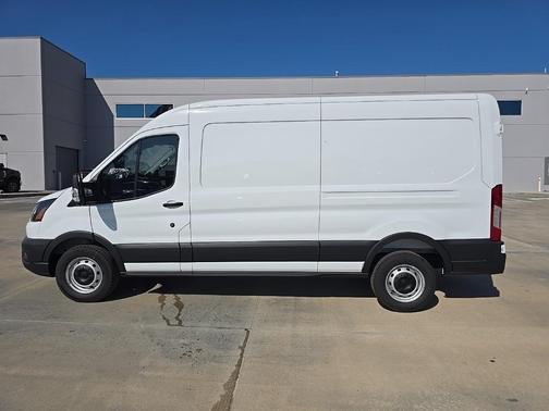 2025 Ford Transit-250 148 WB Medium Roof Cargo
