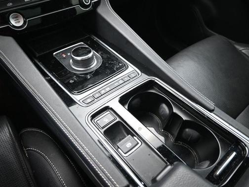 2019 Jaguar F-PACE S