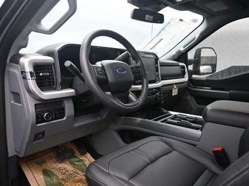 2025 Ford F-250 XLT