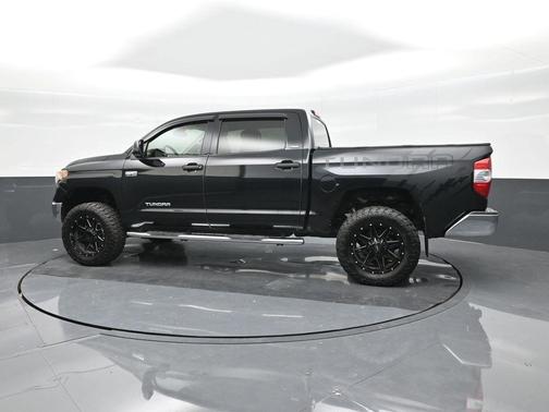 2018 Toyota Tundra SR5