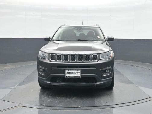 Granite Crystal Clearcoat Metallic 2020 Jeep Compass Latitude