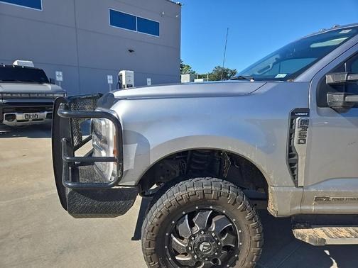 2023 Ford F-350 Lariat Super Duty