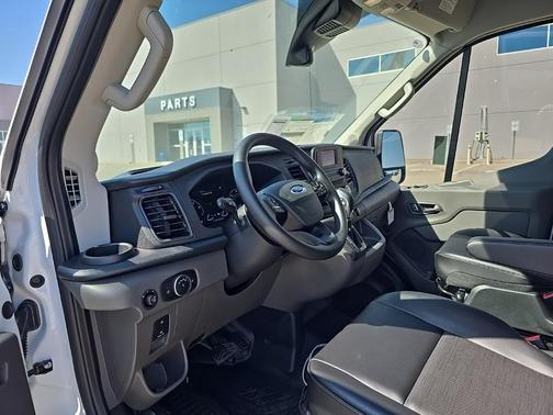 2025 Ford Transit-250 148 WB Medium Roof Cargo