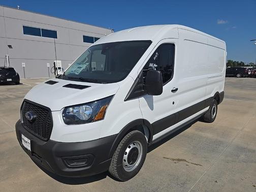 2025 Ford Transit-250 148 WB Medium Roof Cargo