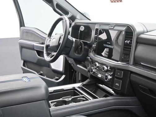 2025 Ford F-250 Platinum