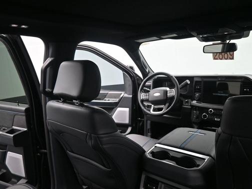 2025 Ford F-250 Platinum