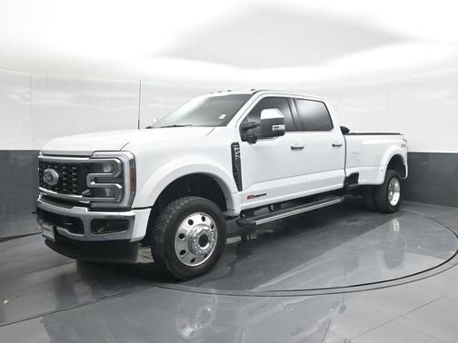 2025 Ford F-450 Lariat