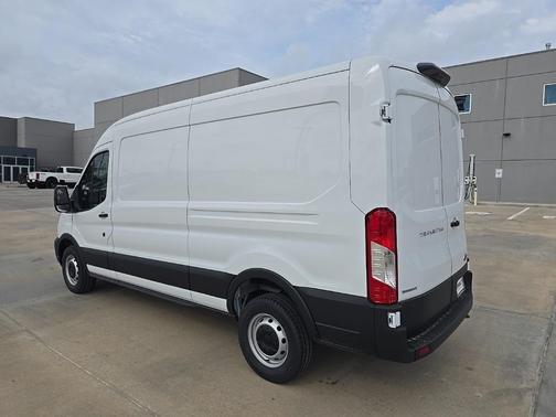 2025 Ford Transit-250 148 WB Medium Roof Cargo